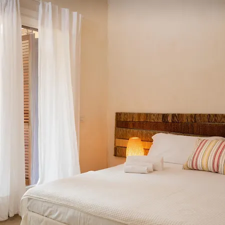 Homey Experience - Cala Apartment *